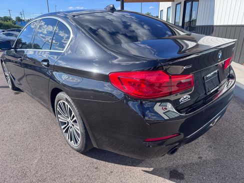 Used 2018 BMW 530i xDrive AWD/4WD image 9