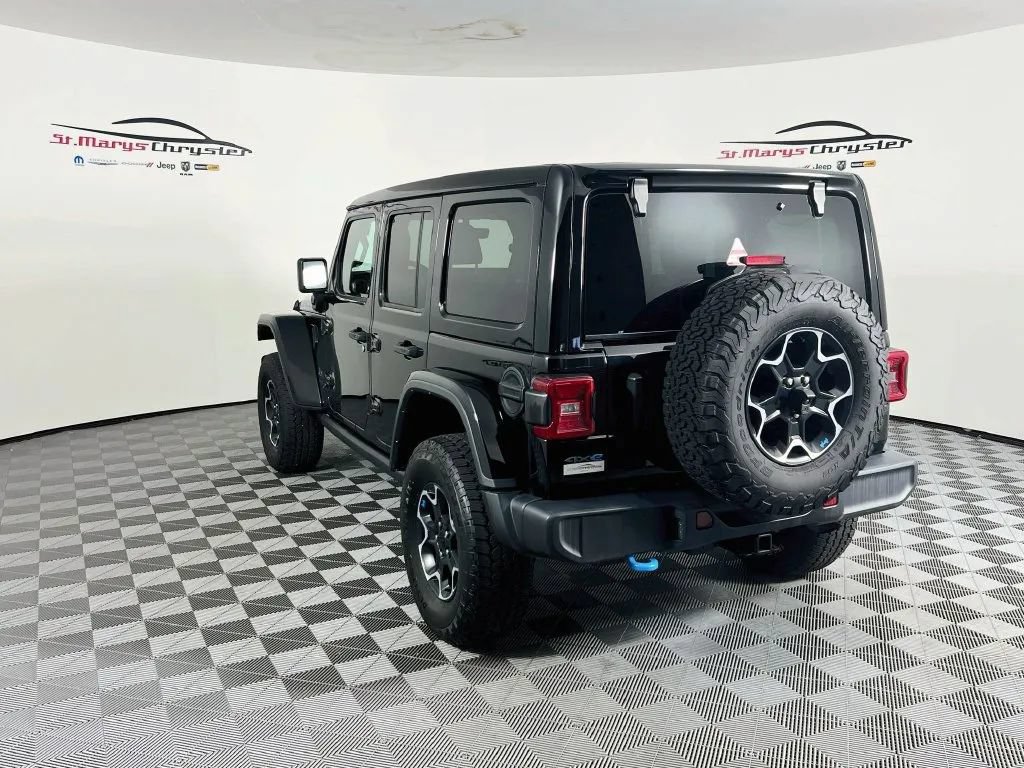 Used 2023 Jeep Wrangler Unlimited Rubicon 4xe w/ Cold Weather Group AWD/4WD image 6