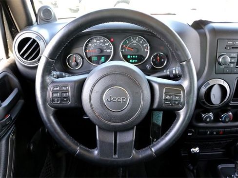 Used 2013 Jeep Wrangler Unlimited Sport w/ Connectivity Group image 26