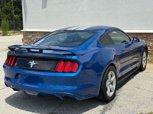 Used 2017 Ford Mustang Coupe RWD image 9
