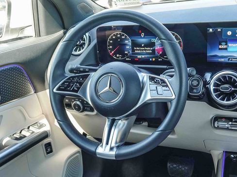 Certified 2026 Mercedes-Benz GLA 250 image 8