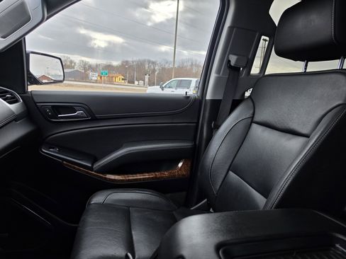 Used 2019 Chevrolet Tahoe Premier AWD/4WD image 23