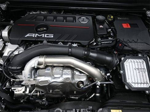 New 2025 Mercedes-Benz CLA 35 AMG 4MATIC image 27