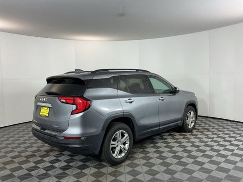 Used 2020 GMC Terrain SLE w/ Driver Convenience Package image 5