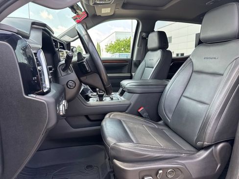 Used 2024 GMC Sierra 1500 Denali w/ Denali Reserve Package AWD/4WD image 16