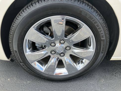 Used 2013 Buick LaCrosse Premium w/ Driver Confidence Package FWD image 31