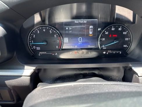 Used 2021 Ford Explorer XLT w/ Equipment Group 202A RWD image 13