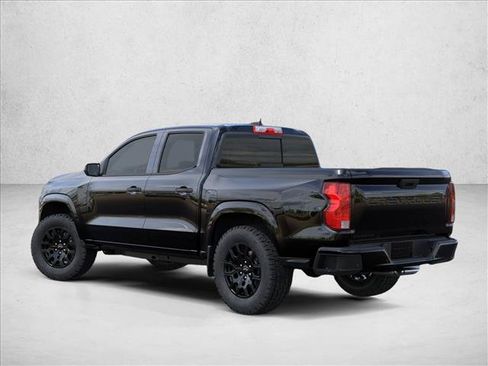 Used 2026 Chevrolet Colorado W/T w/ WT Custom Package RWD image 4