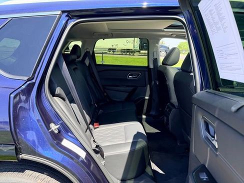 Used 2026 Nissan Rogue Platinum w/ Platinum Premium Package AWD/4WD image 9