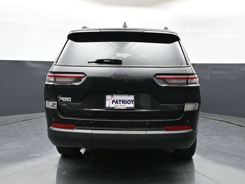 Used 2022 Jeep Grand Cherokee L Laredo AWD/4WD image 25