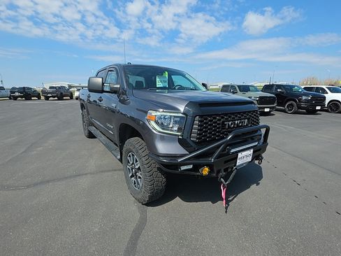 Used 2018 Toyota Tundra SR5 w/ TRD Off Road Package AWD/4WD image 3