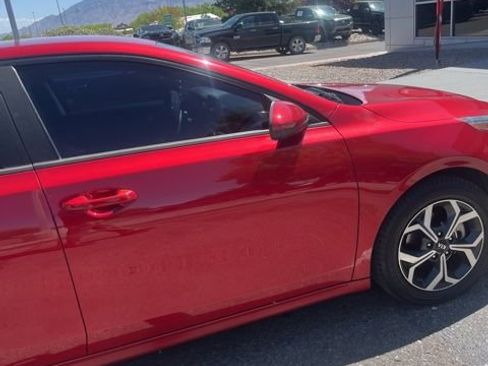 Used 2019 Kia Forte LXS image 15