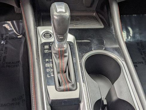 Used 2023 Nissan Altima 2.5 SR w/ SR Premium Package image 12