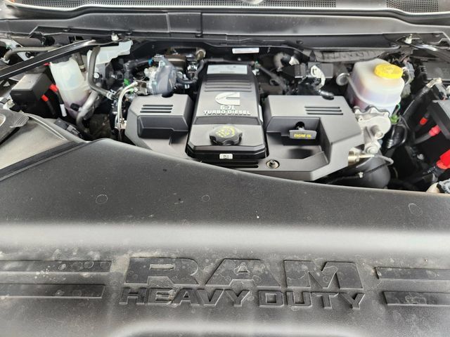 Used 2023 RAM 2500 Limited AWD/4WD image 29