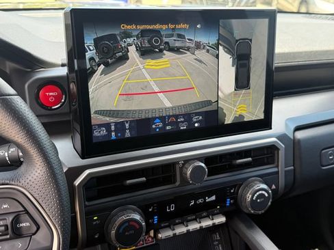 Used 2026 Toyota 4Runner TRD Off-Road Premium AWD/4WD image 21