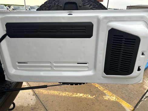 New 2026 Ford Bronco Badlands w/ Sasquatch Package AWD/4WD image 29