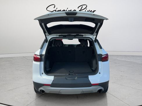 Used 2021 Chevrolet Blazer LT w/ Sound & Technology Package FWD image 25