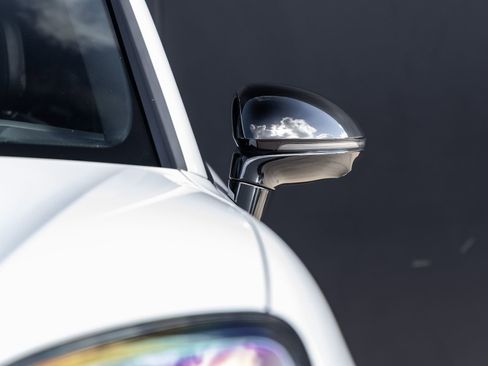 Certified 2024 Porsche Cayenne Coupe image 18