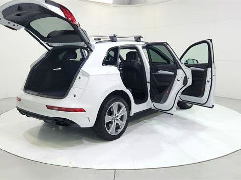 Used 2025 Audi Q5 2.0T Premium image 13