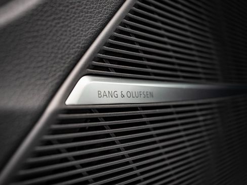 Used 2025 Audi Q7 2.0T Premium Plus w/ Premium Plus Package image 23