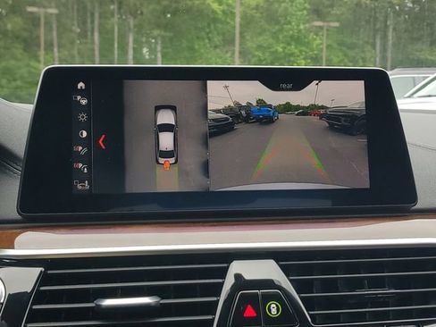 Used 2019 BMW 540i xDrive AWD/4WD image 28