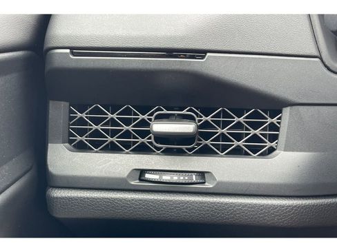 Certified 2023 Honda Accord EX image 28