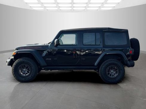 Used 2022 Jeep Wrangler Unlimited Rubicon w/ Xtreme Recon 35" Tire Package AWD/4WD image 4