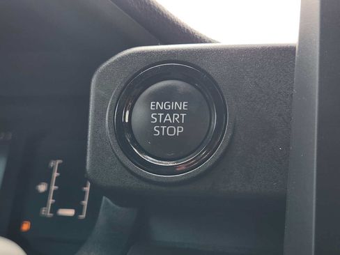 Used 2026 Toyota Tacoma SR5 RWD image 19