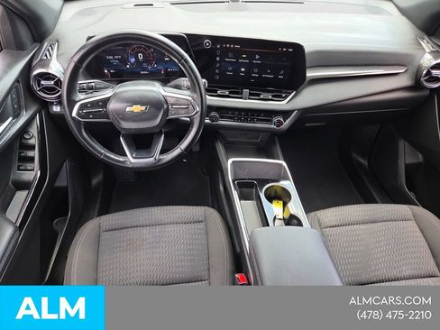 Used 2025 Chevrolet Equinox LT FWD image 10