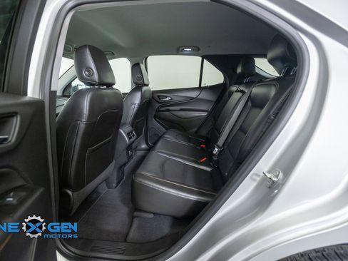 Used 2021 Chevrolet Equinox Premier AWD/4WD image 26