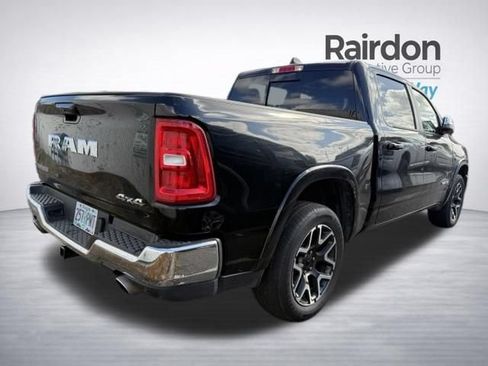Used 2025 RAM 1500 Laramie AWD/4WD image 9
