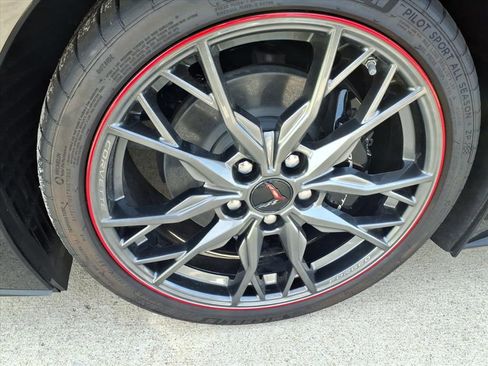 Used 2024 Chevrolet Corvette Stingray Coupe w/ 1LT image 31