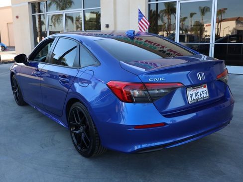 Used 2024 Honda Civic Sport image 6