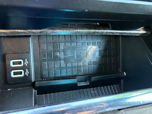 Used 2019 Ford Expedition Max Limited image 34