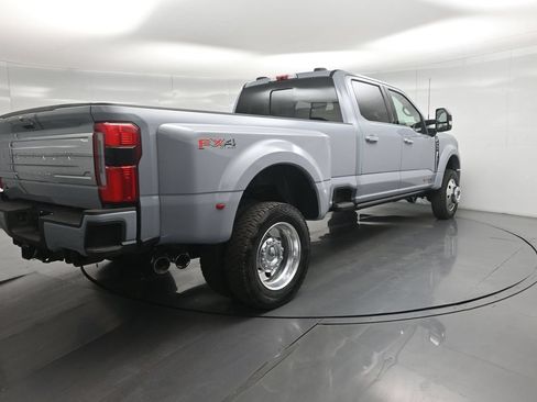 New 2026 Ford F450 Platinum w/ Platinum Plus Package AWD/4WD image 24
