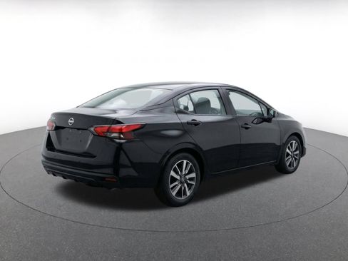 Used 2025 Nissan Versa SV FWD image 9