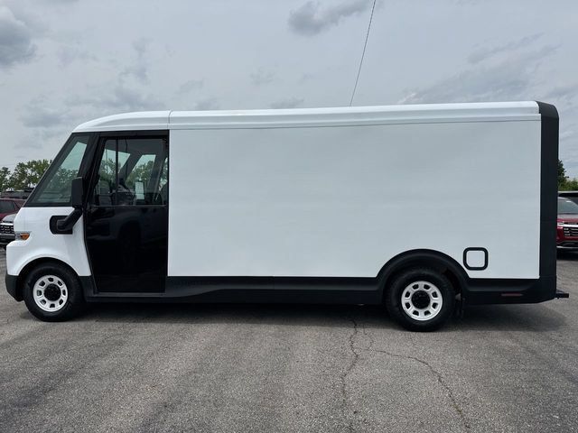 Used 2024 Chevrolet Brightdrop 600 w/ Battery Pack, Max Range AWD/4WD image 2