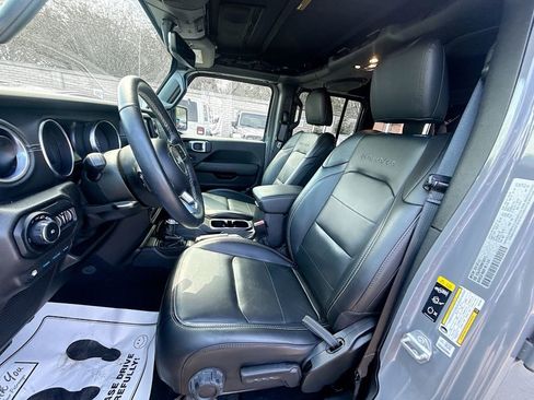 Used 2021 Jeep Wrangler Unlimited Sahara image 23