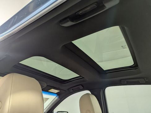 Used 2023 Cadillac CT5 Luxury w/ Sun And Sound Package image 19