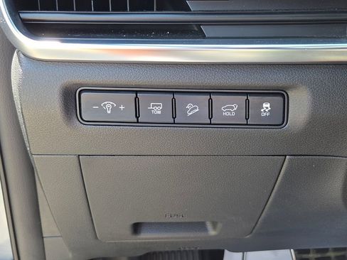 Used 2024 Kia Telluride AWD image 25