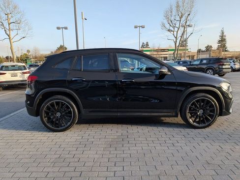 Certified 2022 Mercedes-Benz GLA 250 4MATIC image 4