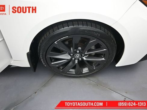 Used 2023 Toyota Corolla SE FWD image 31