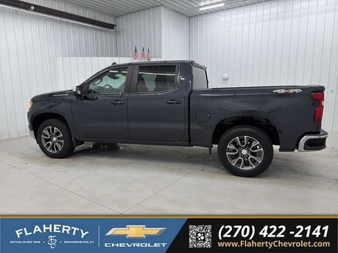 Used 2024 Chevrolet Silverado 1500 LT AWD/4WD image 5