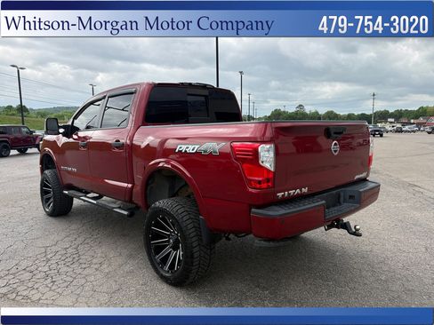 Used 2019 Nissan Titan PRO-4X w/ Pro-4x Convenience Package AWD/4WD image 8