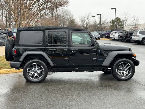 Used 2025 Jeep Wrangler Unlimited Sport S 4xe w/ Convenience Group image 6