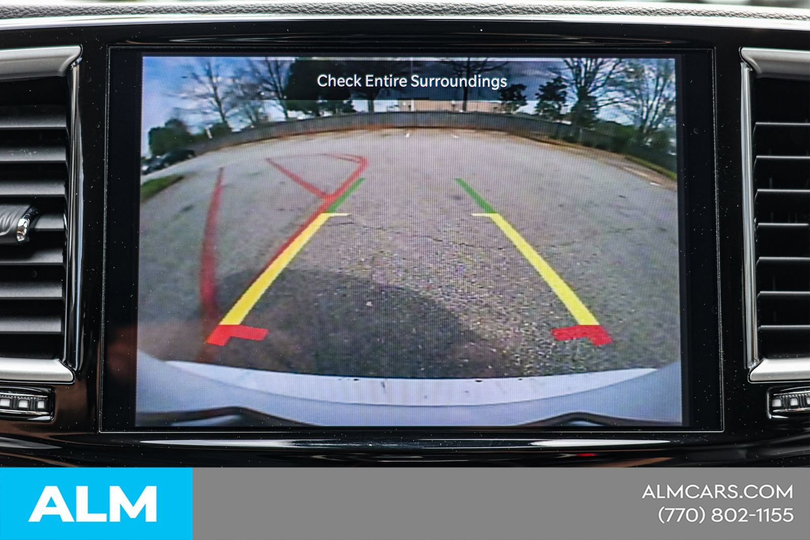 Used 2024 Chrysler Pacifica Touring-L FWD image 29