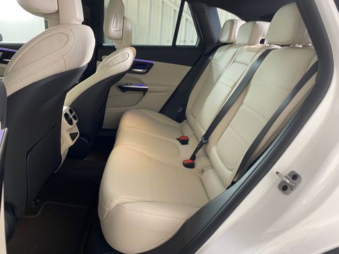 Used 2026 Mercedes-Benz GLC 300 4MATIC image 13