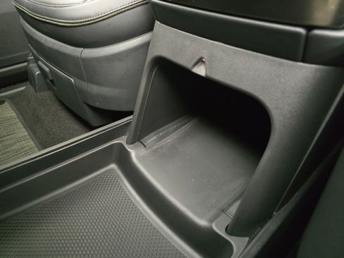 Used 2022 Rivian R1S Launch Edition image 33