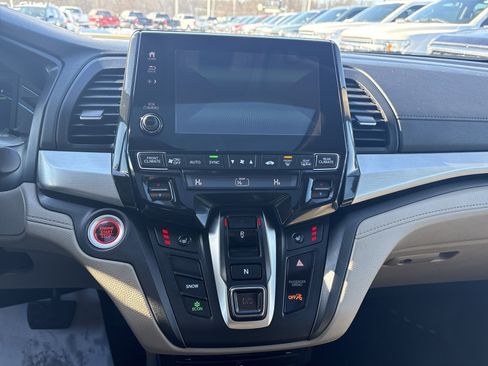 Used 2019 Honda Odyssey EX-L image 18