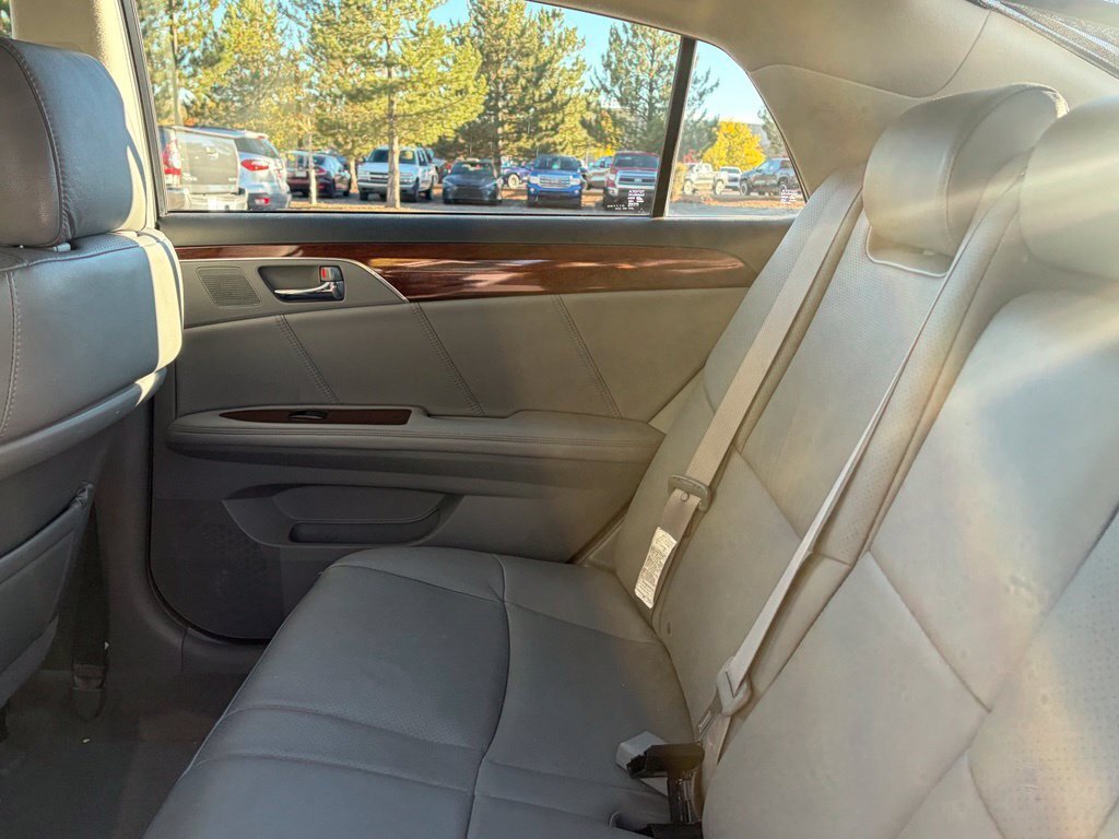 Used 2008 Toyota Avalon Limited FWD image 19